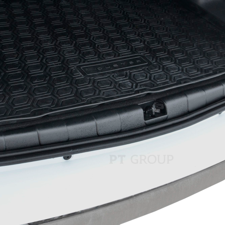 Накладка в проем багажника (ABS) RENAULT Duster 2012-2020/ NISSAN Terrano 2014- купить недорого с доставкой в Люберцы