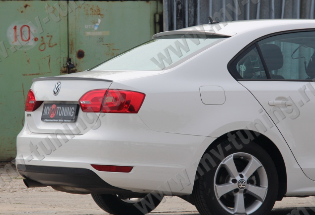 Козырек на заднее стекло для Volkswagen Jetta VI (2010-н.в.) купить недорого с доставкой в Люберцы